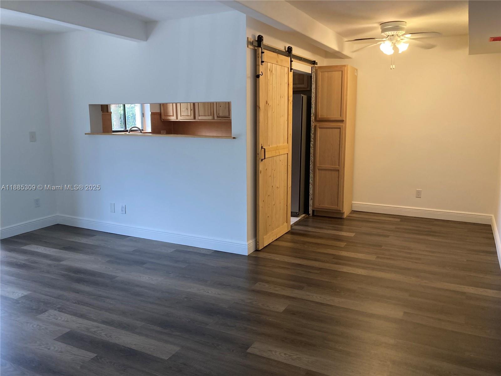 VILLAGE TOWNHOUSE-POMPANO - Residential