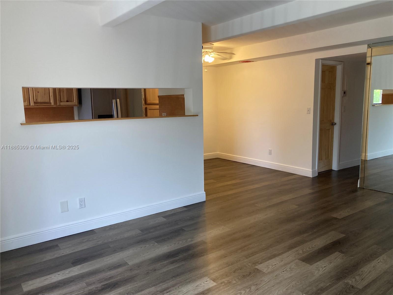 VILLAGE TOWNHOUSE-POMPANO - Residential