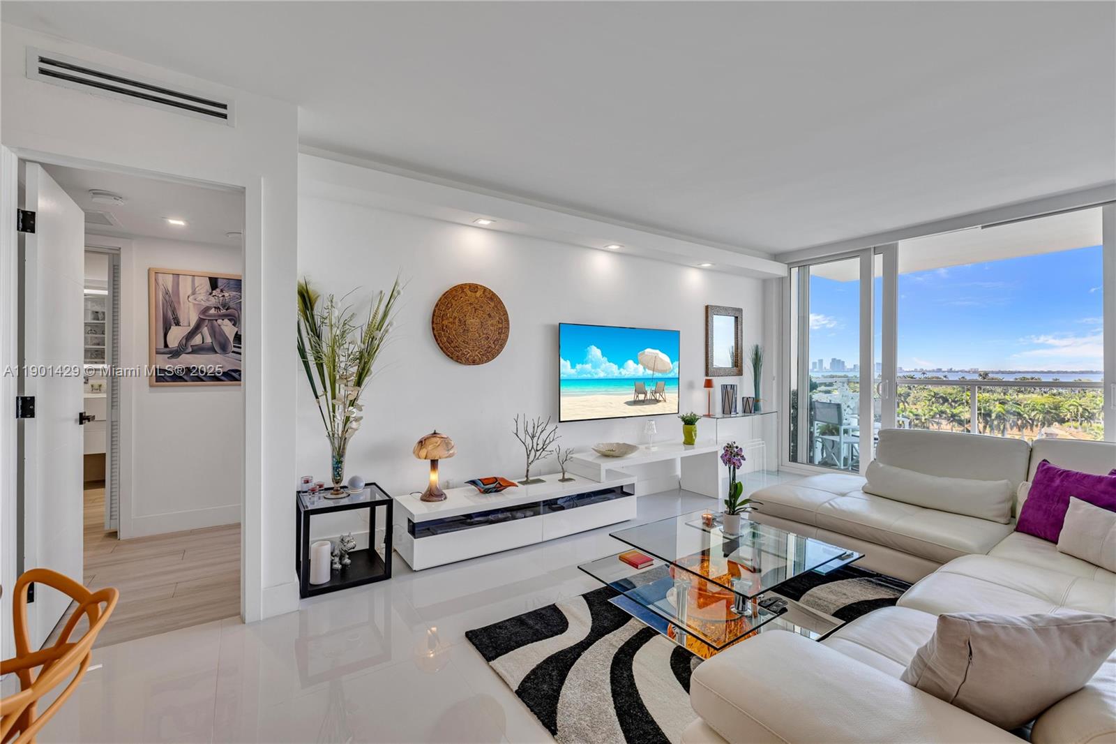 5600 CONDO - Residential Lease