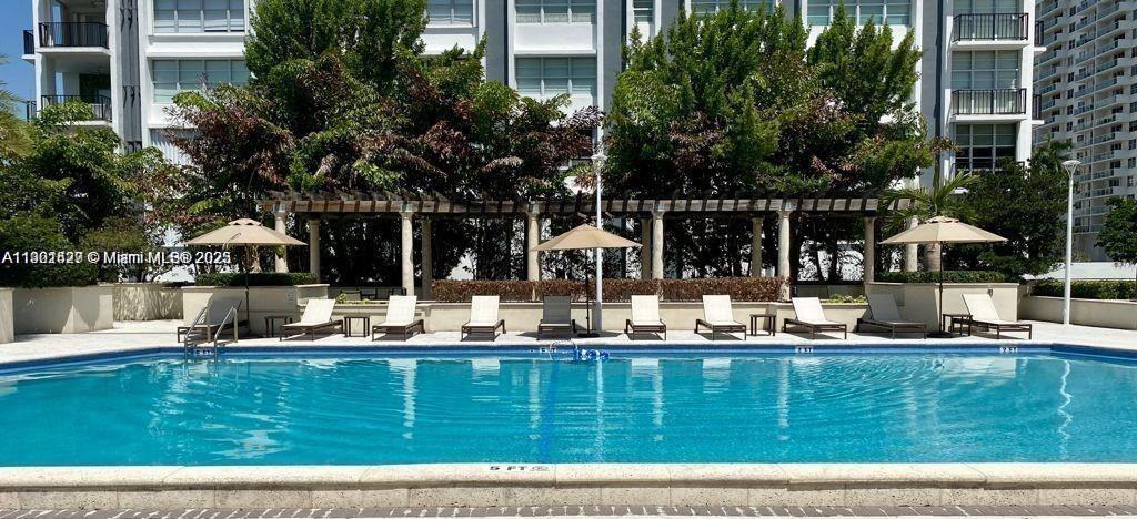 5600 CONDO - Residential Lease