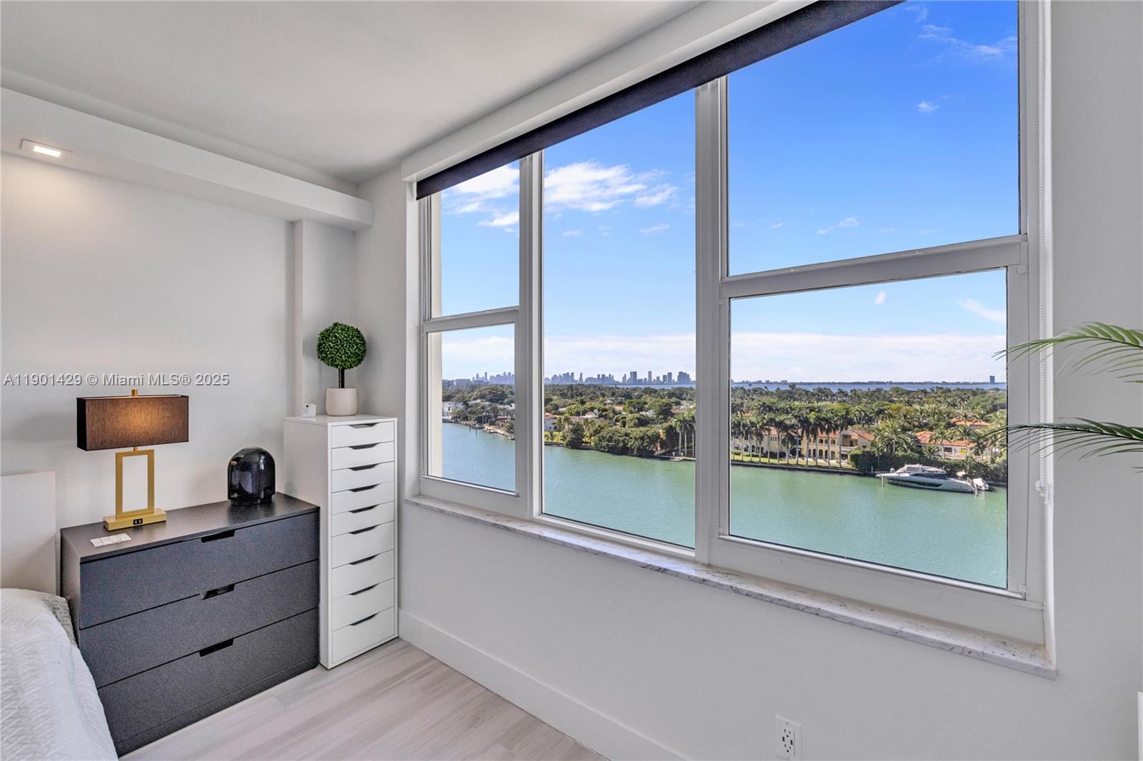 5600 CONDO - Residential Lease