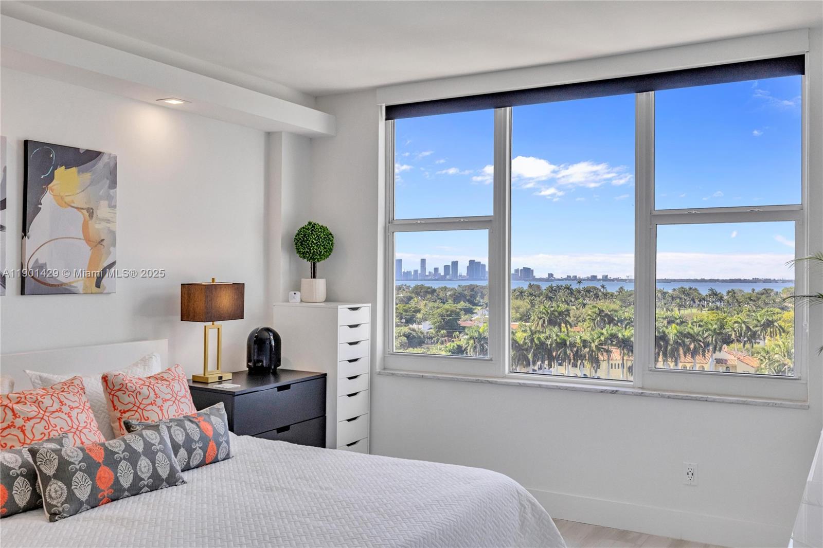 5600 CONDO - Residential Lease