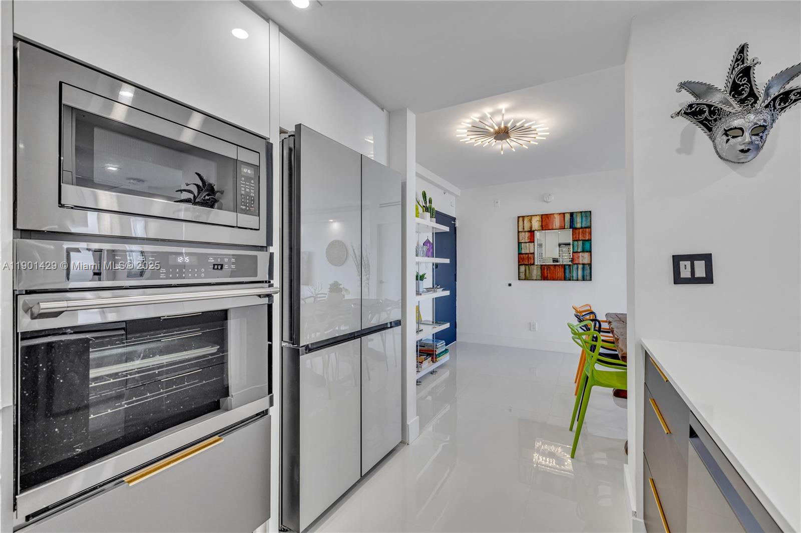 5600 CONDO - Residential Lease