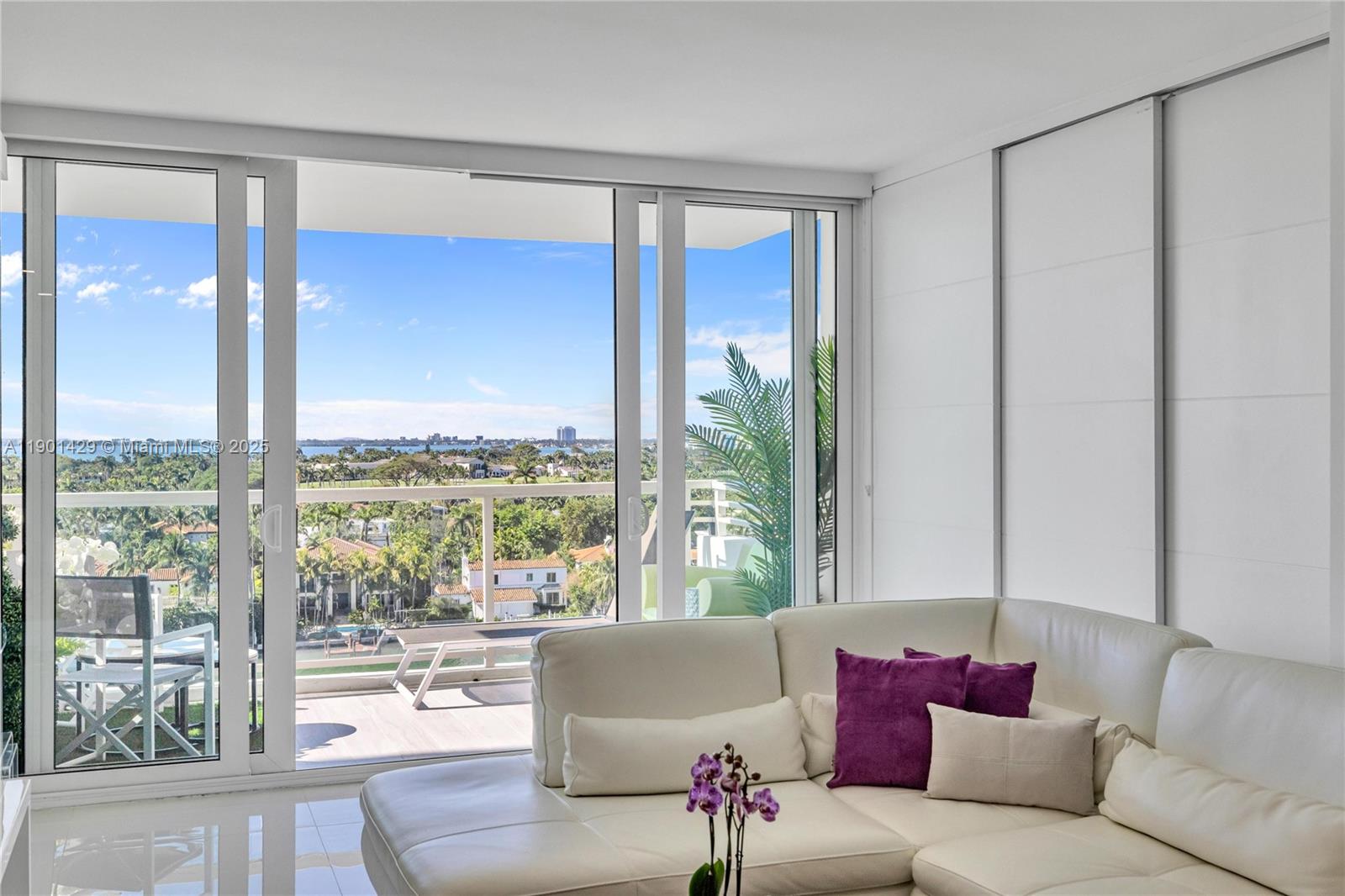 5600 CONDO - Residential Lease