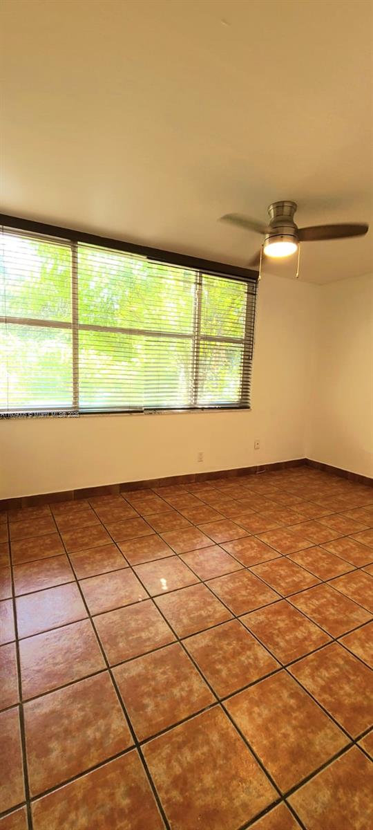 9410 Live Oak Pl 109