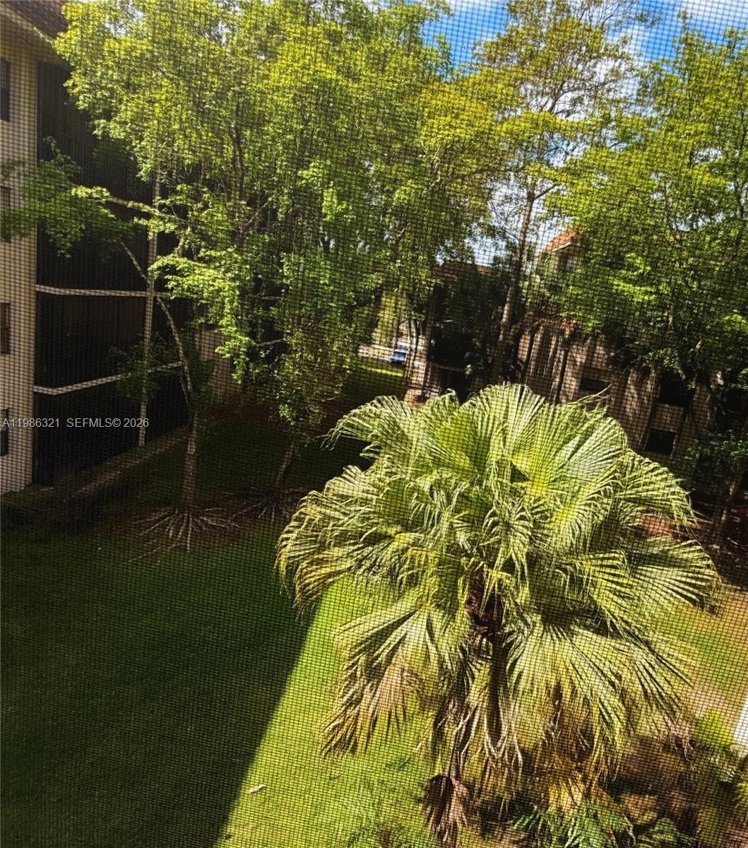 SUMMERTREE VILG CALIF CL - Residential