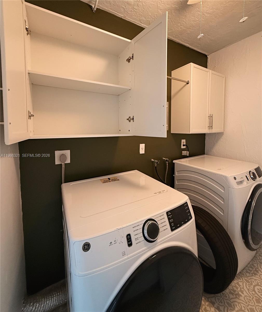 SUMMERTREE VILG CALIF CL - Residential