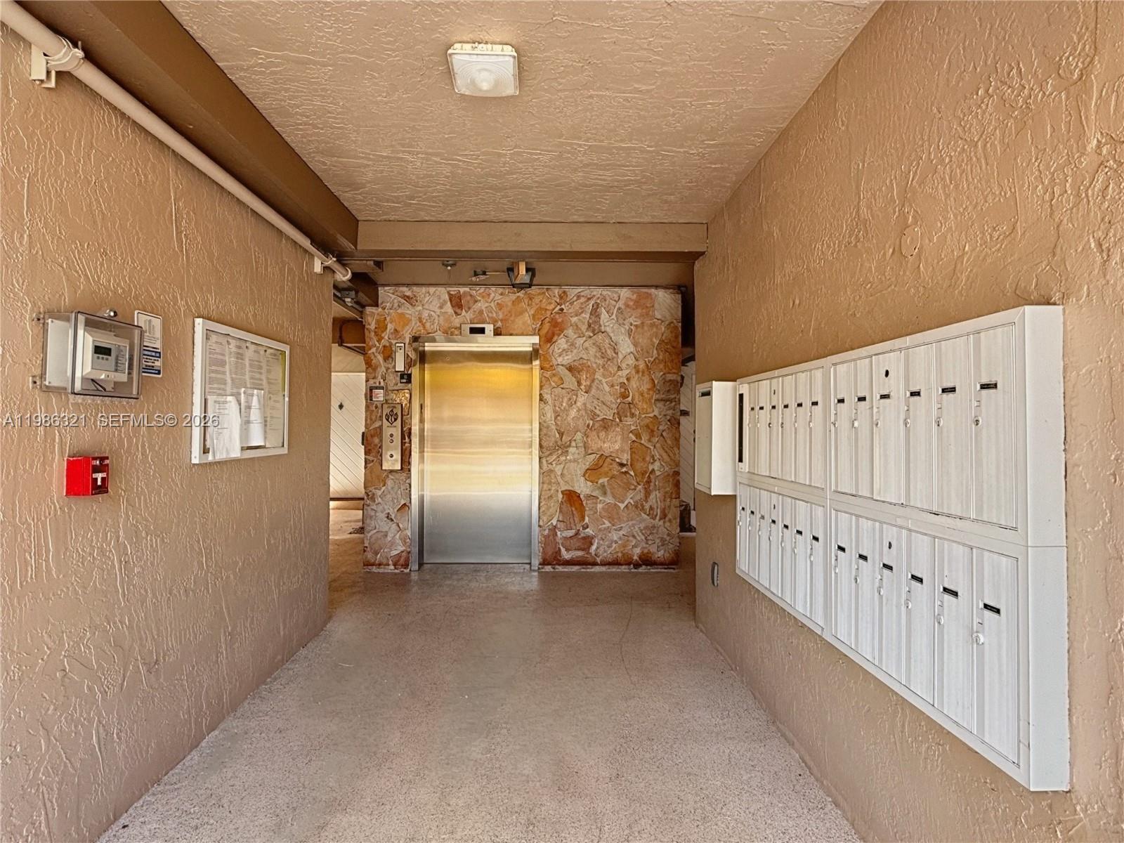 SUMMERTREE VILG CALIF CL - Residential