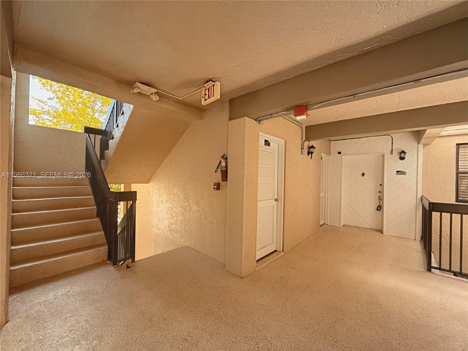 SUMMERTREE VILG CALIF CL - Residential