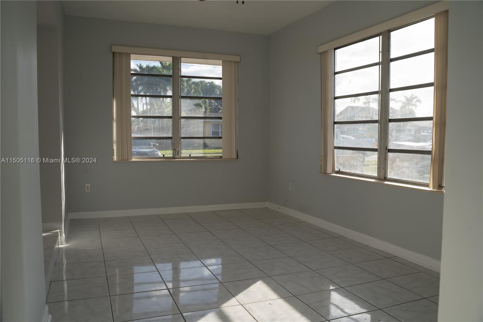 PALM SPRINGS SEC 4 5TH AD - Residential