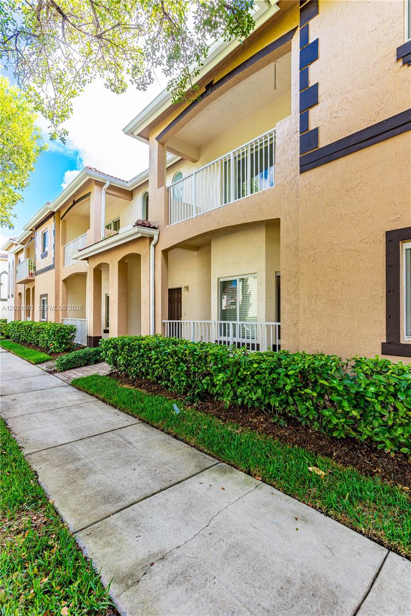 TOWNGATE NORTH - Residential