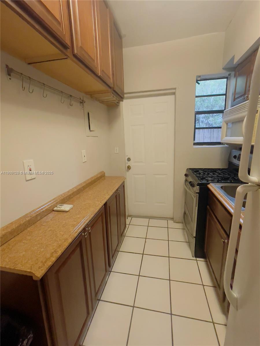 BISCAYNE BEACH-2ND ADDN - Residential Lease