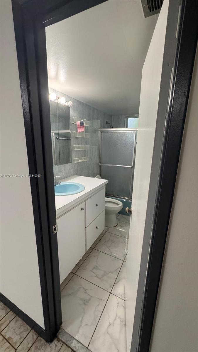 RO-MONT SOUTH CONDO E - Residential