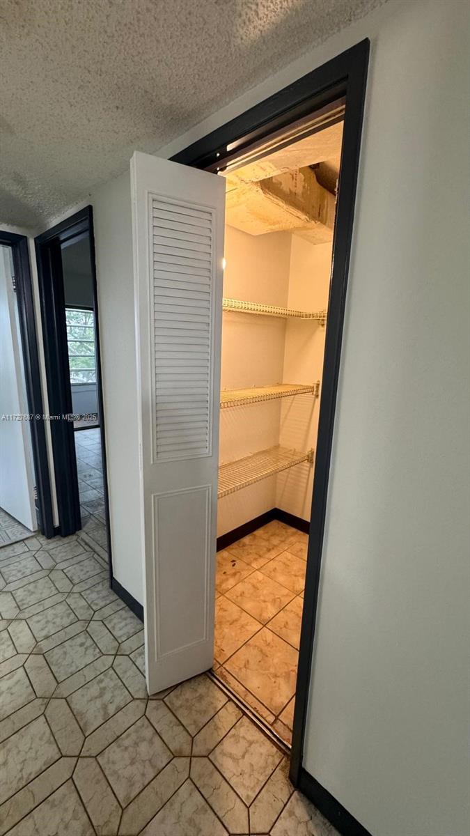 RO-MONT SOUTH CONDO E - Residential