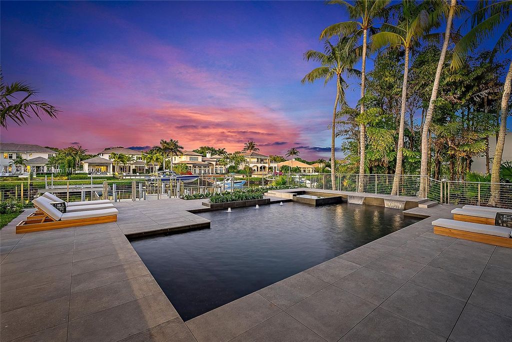 Photo of 126 Quayside Dr, Jupiter, FL 33477 (MLS # A11751979)