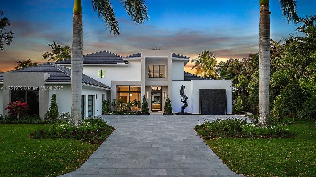 Photo of 126 Quayside Dr, Jupiter, FL 33477 (MLS # A11751979)