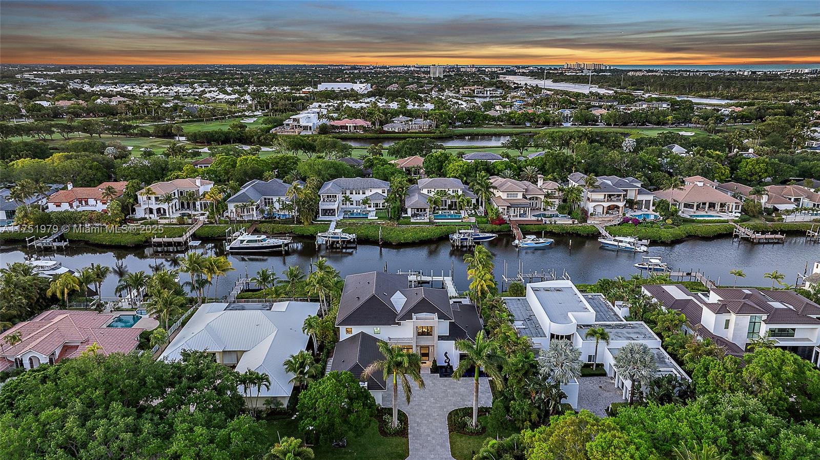 Admirals Cove - Residential