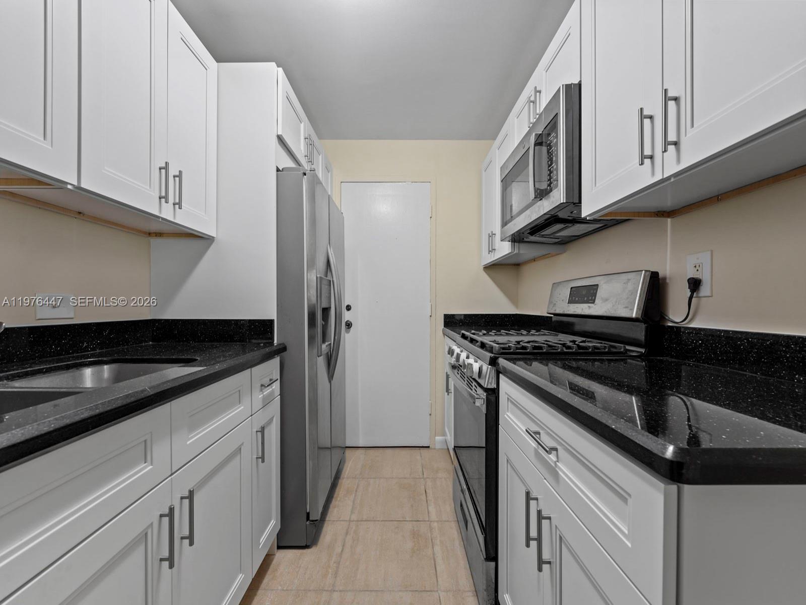 Dadeland Grove - Residential Lease