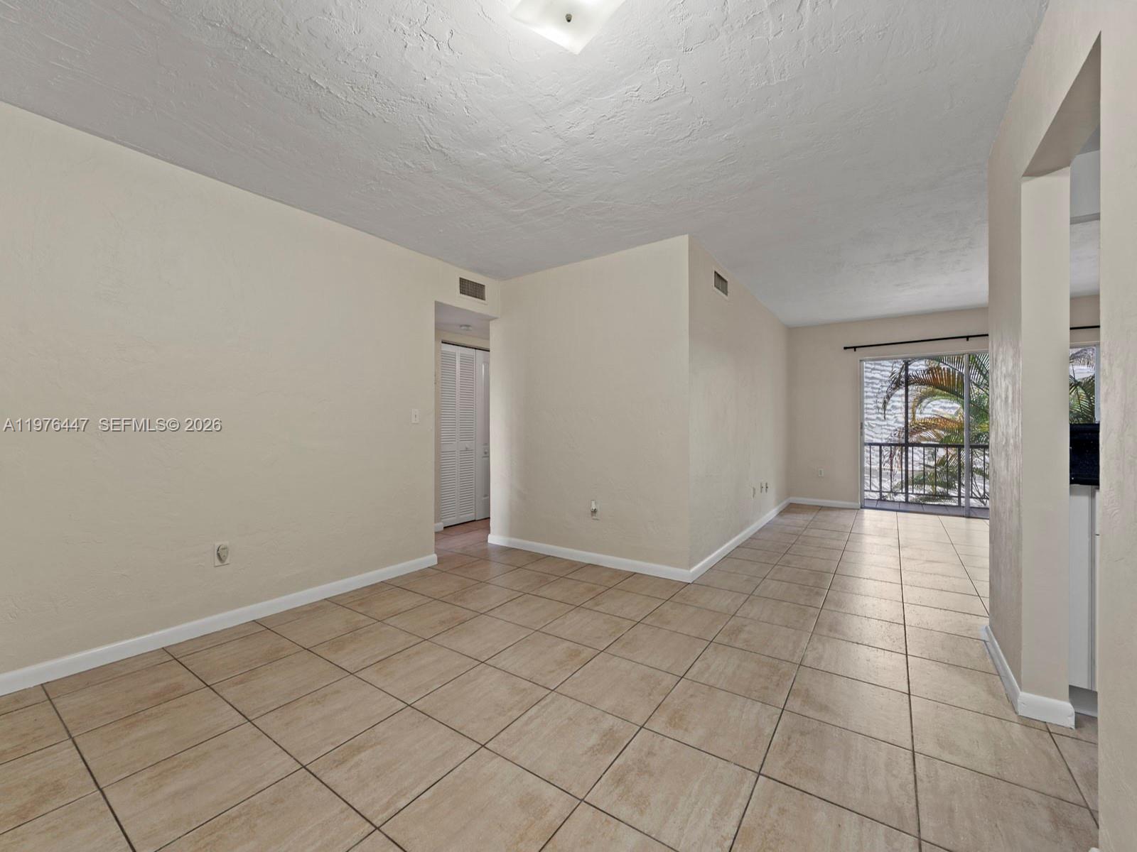 Dadeland Grove - Residential Lease