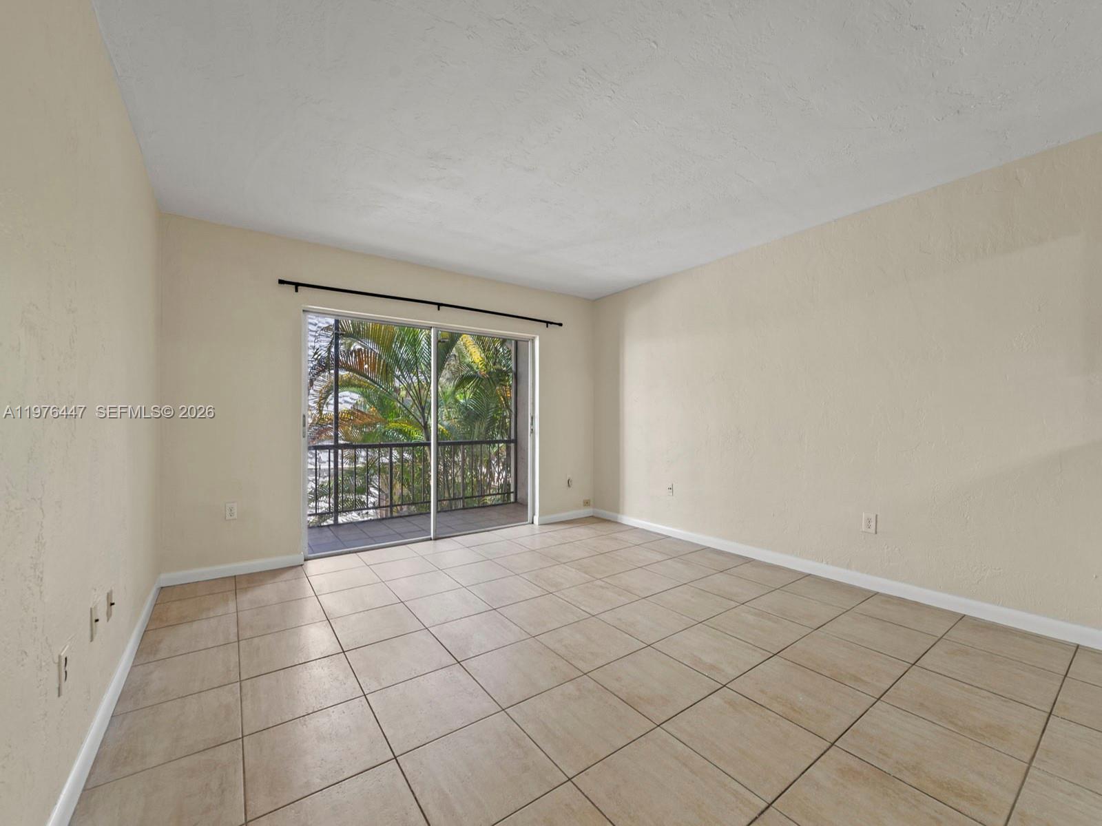 Dadeland Grove - Residential Lease