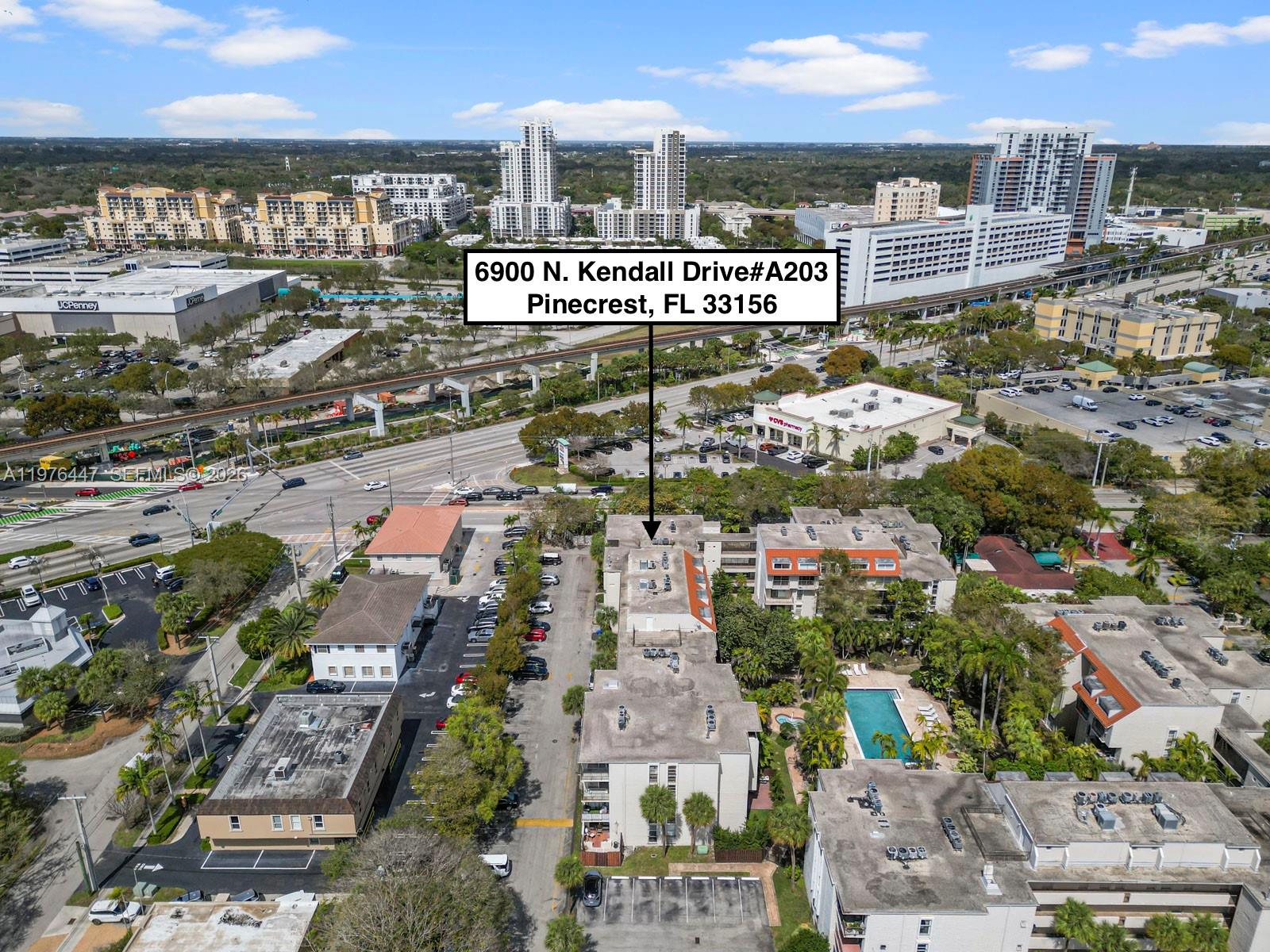 Dadeland Grove - Residential Lease