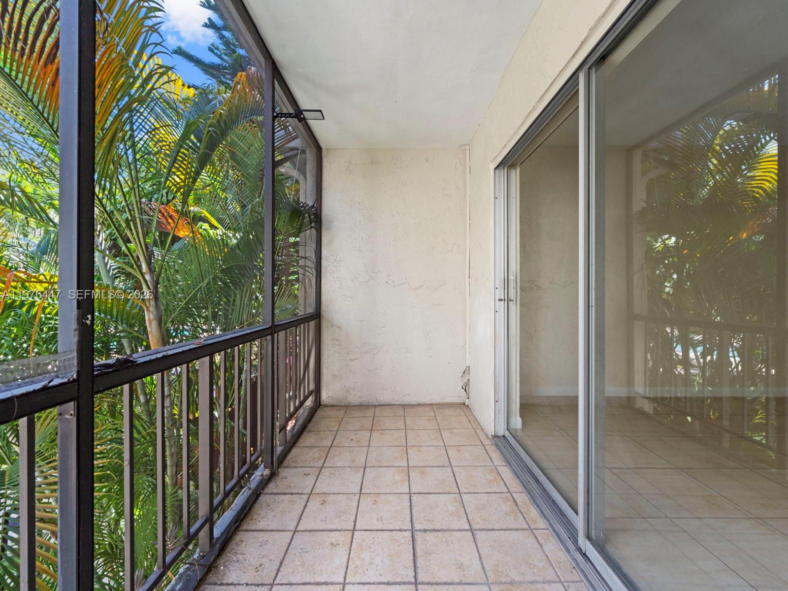 Dadeland Grove - Residential Lease