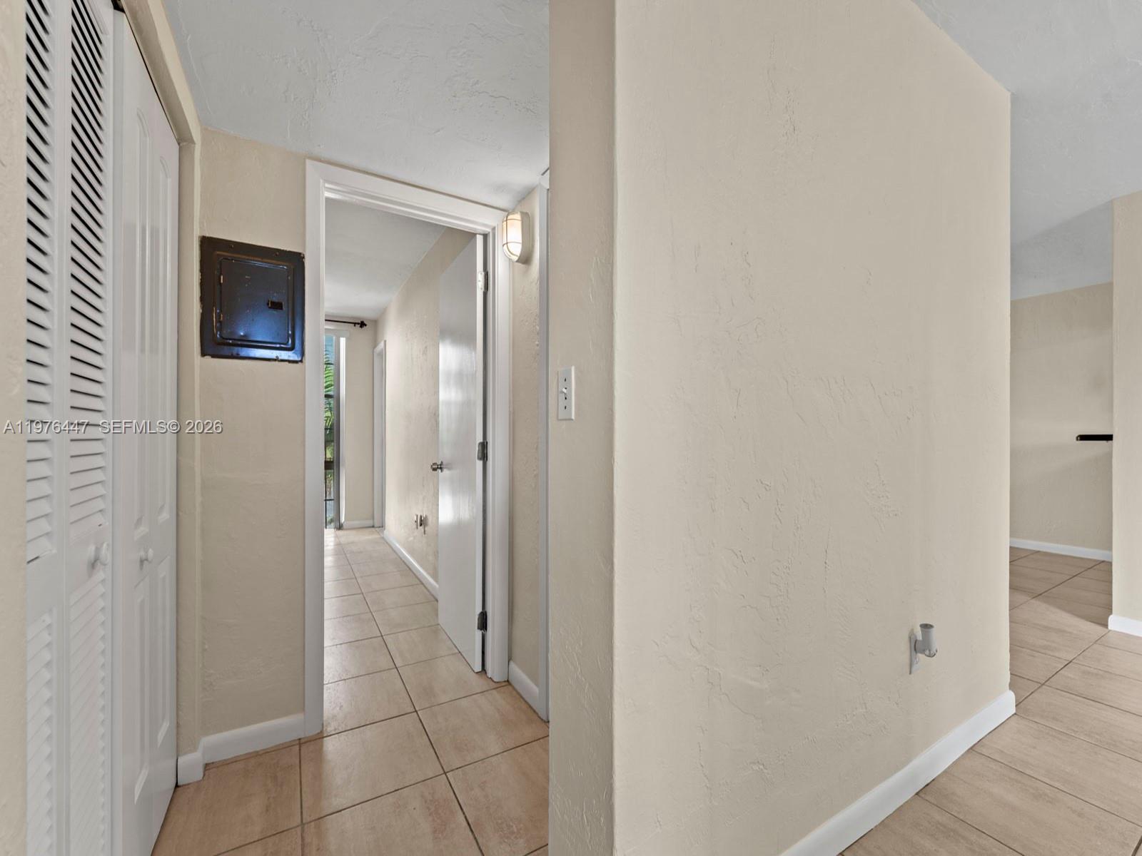 Dadeland Grove - Residential Lease