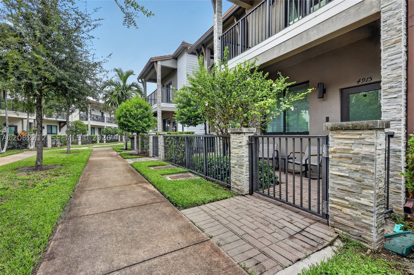 4915 NW 83rd Path 4915