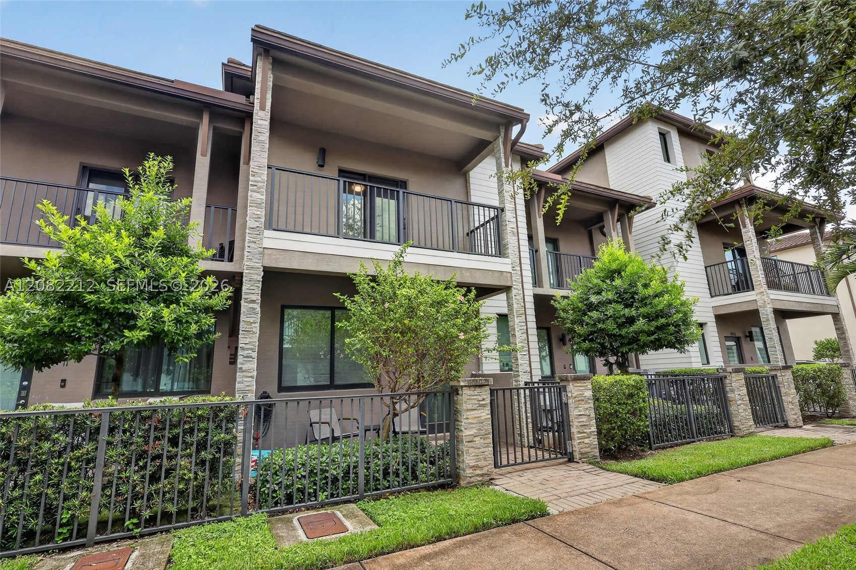 4915 NW 83rd Path 4915