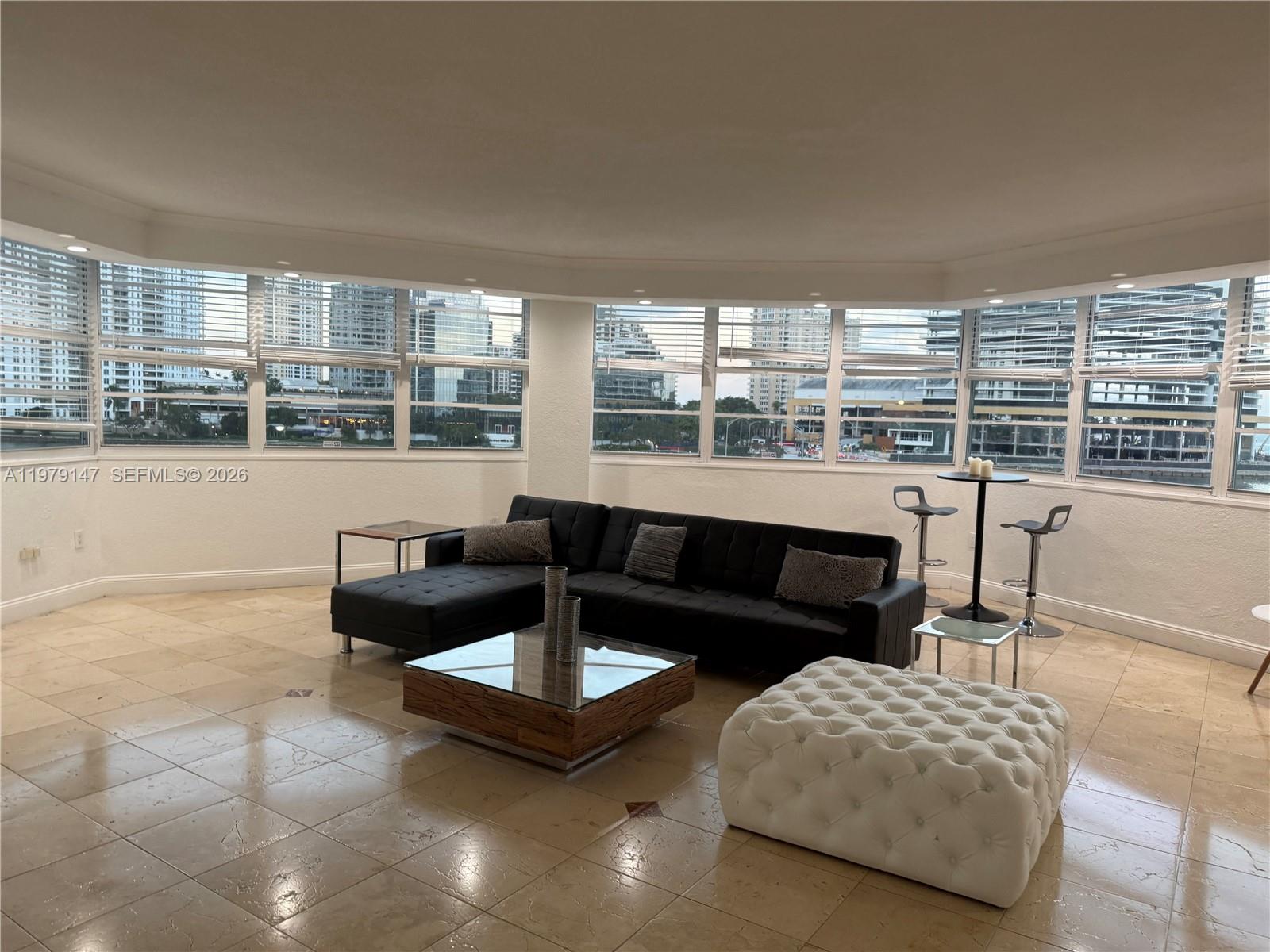801 Brickell Bay Dr 470