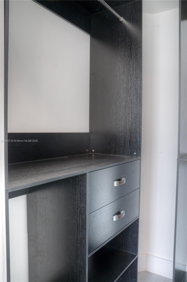 TRAFALGAR TOWERS CONDO - Residential