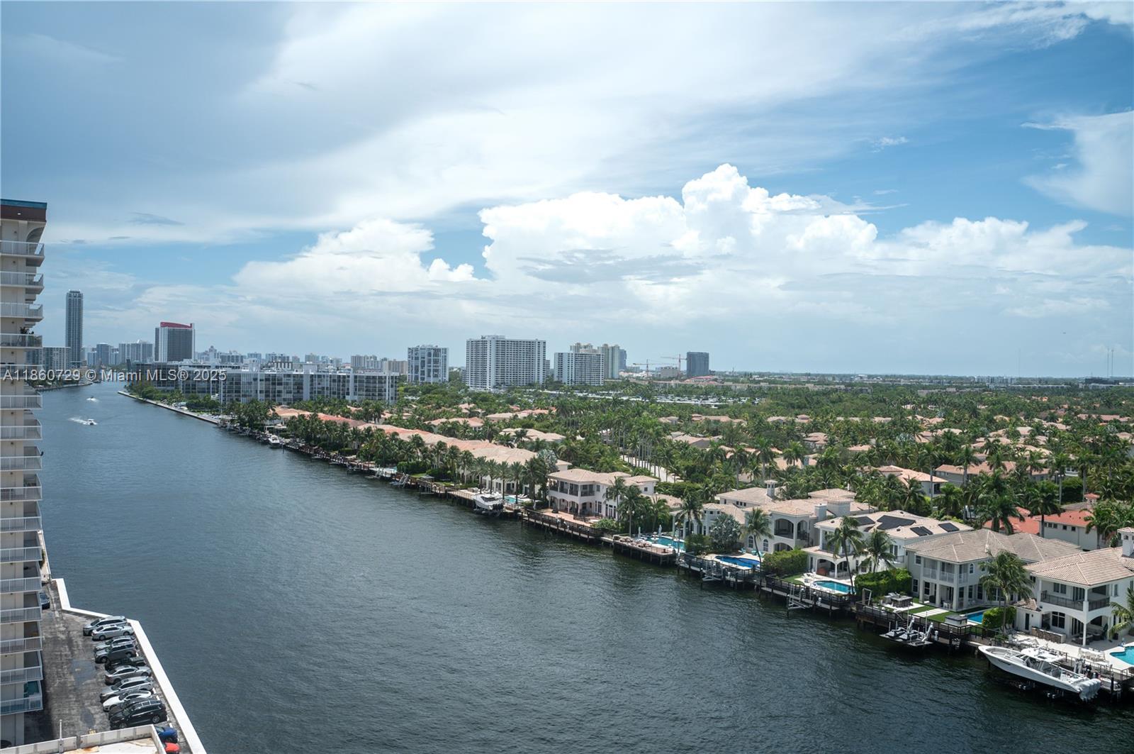 TRAFALGAR TOWERS CONDO - Residential