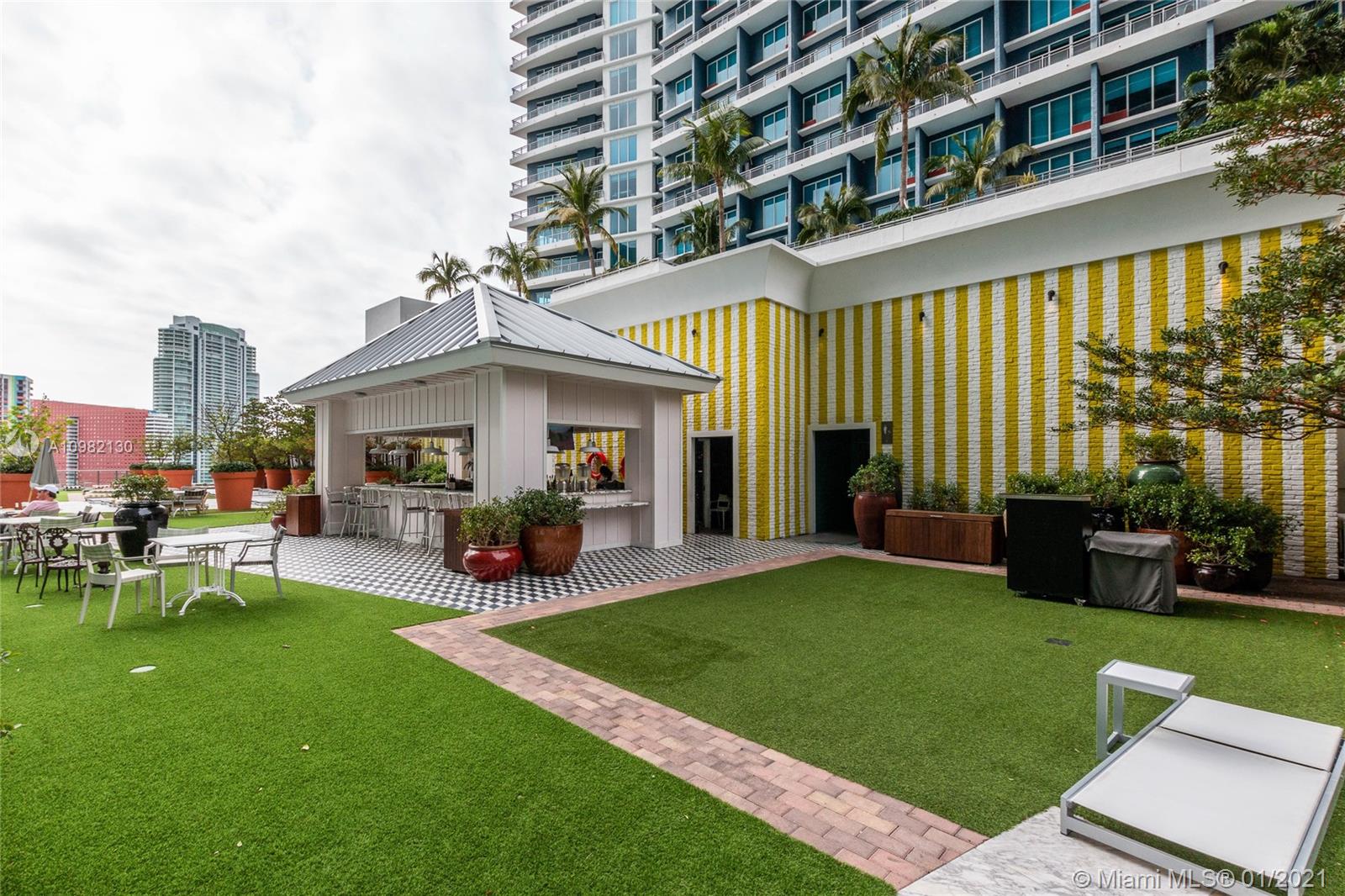 SLS Brickell - Residential