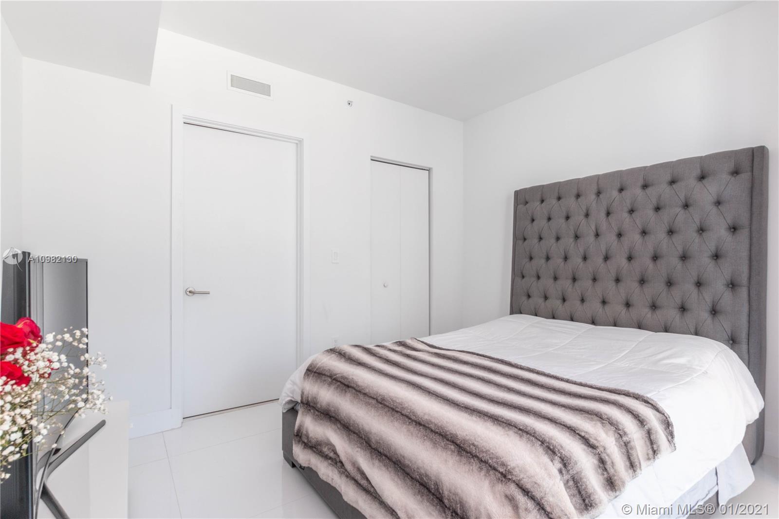 SLS Brickell - Residential