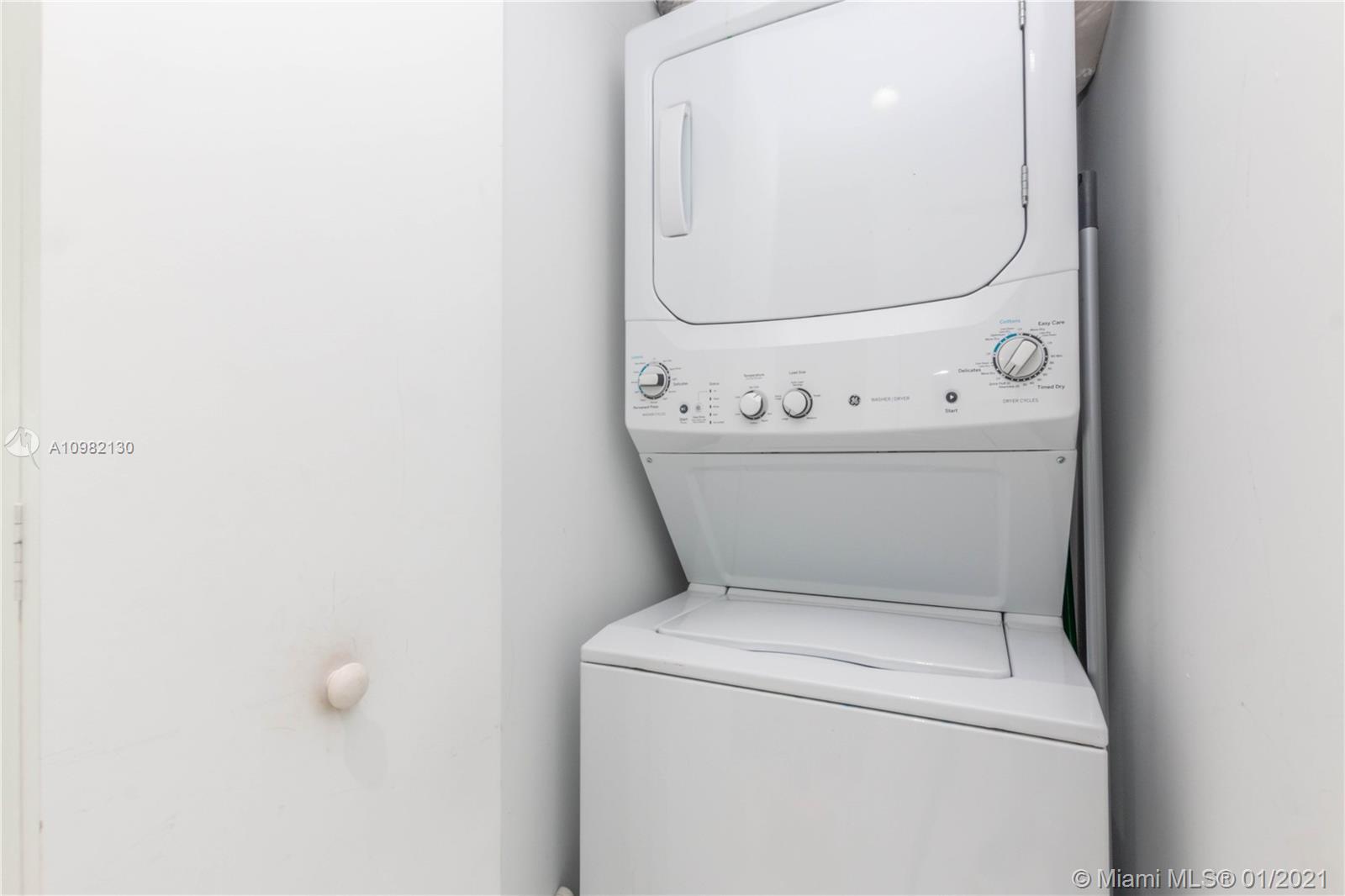 SLS Brickell - Residential