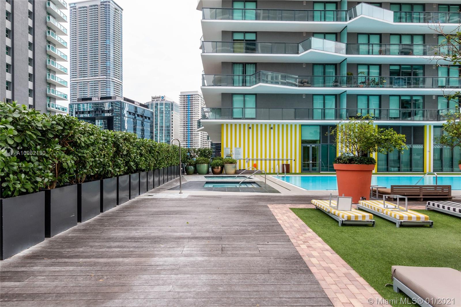 SLS Brickell - Residential