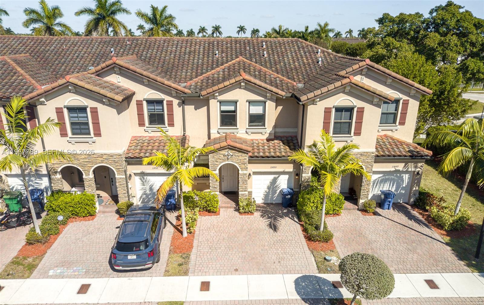 COCO PALM ESTATES - Residential