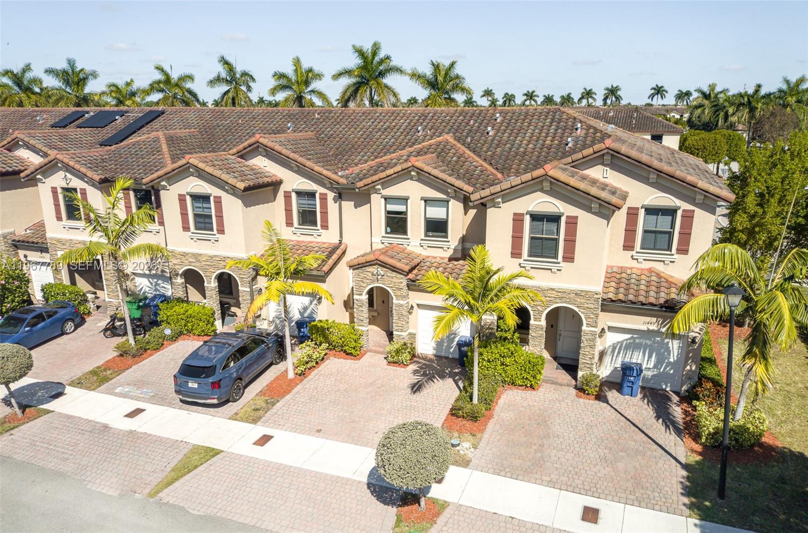 COCO PALM ESTATES - Residential