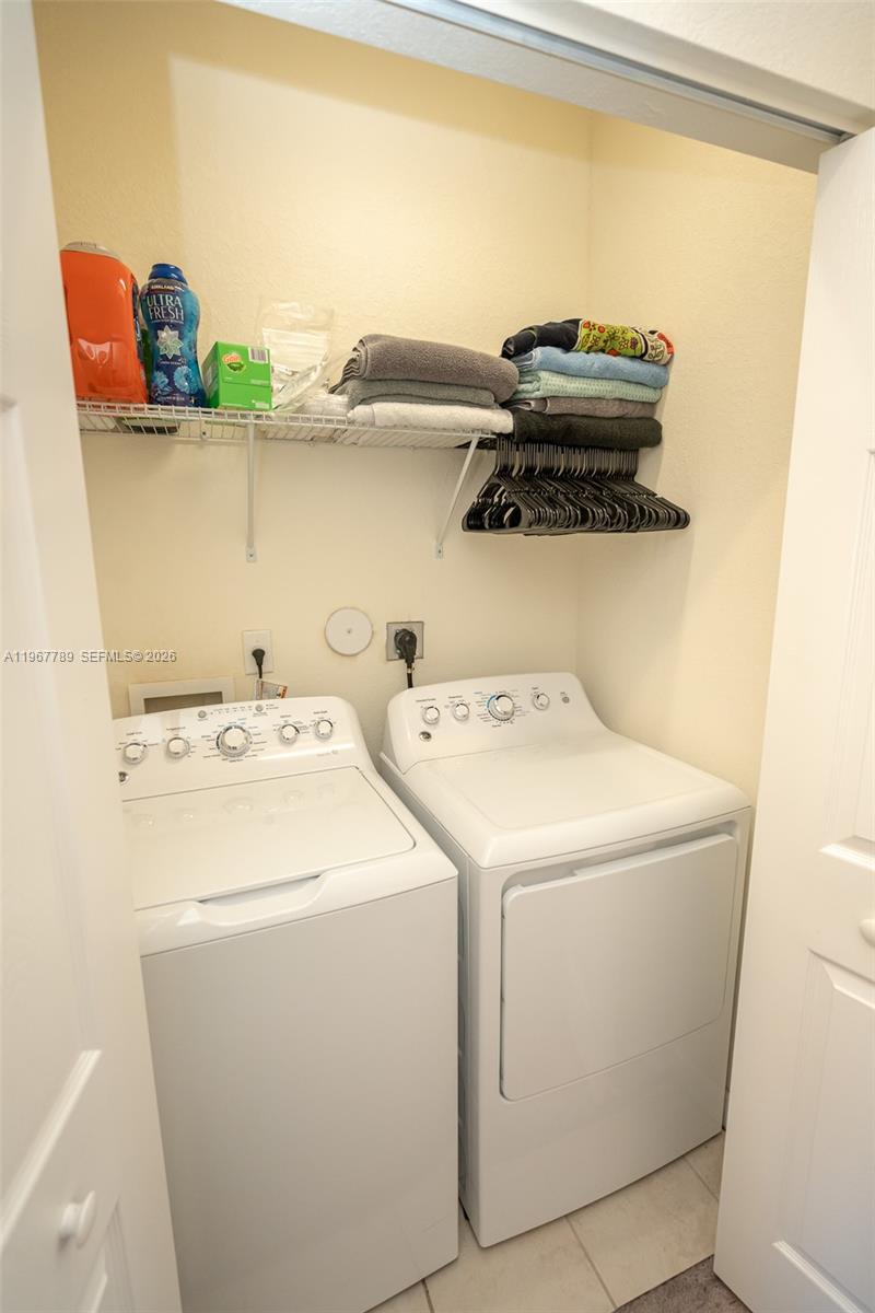 COCO PALM ESTATES - Residential