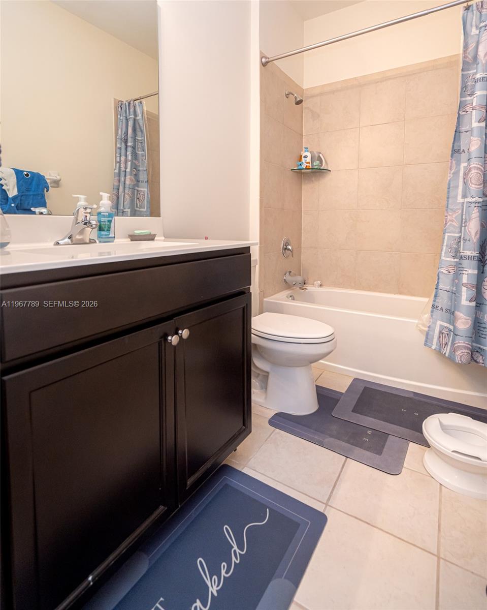 COCO PALM ESTATES - Residential