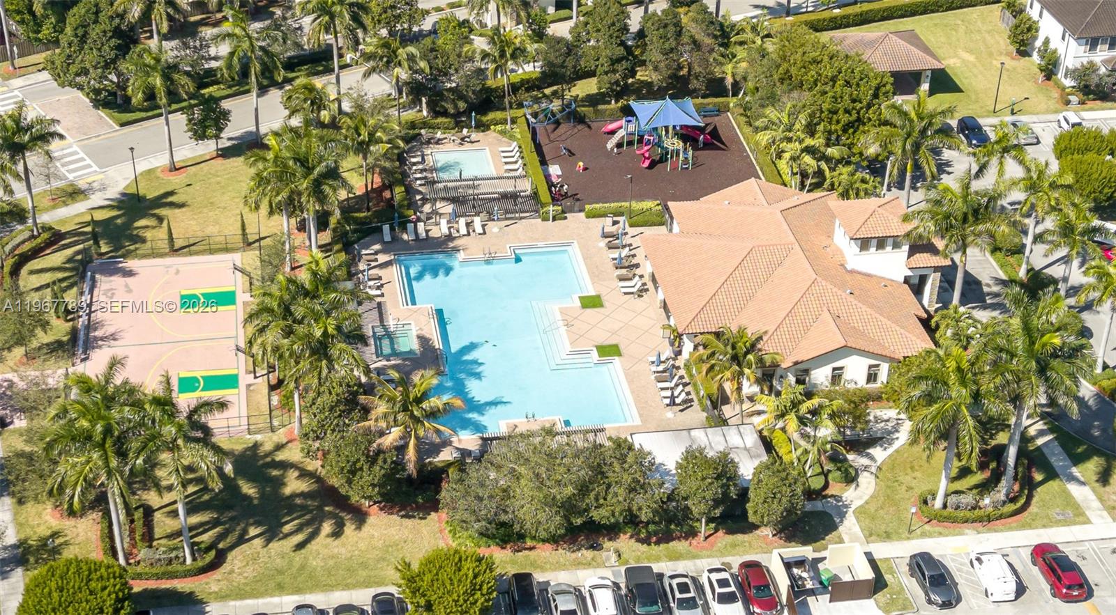 COCO PALM ESTATES - Residential