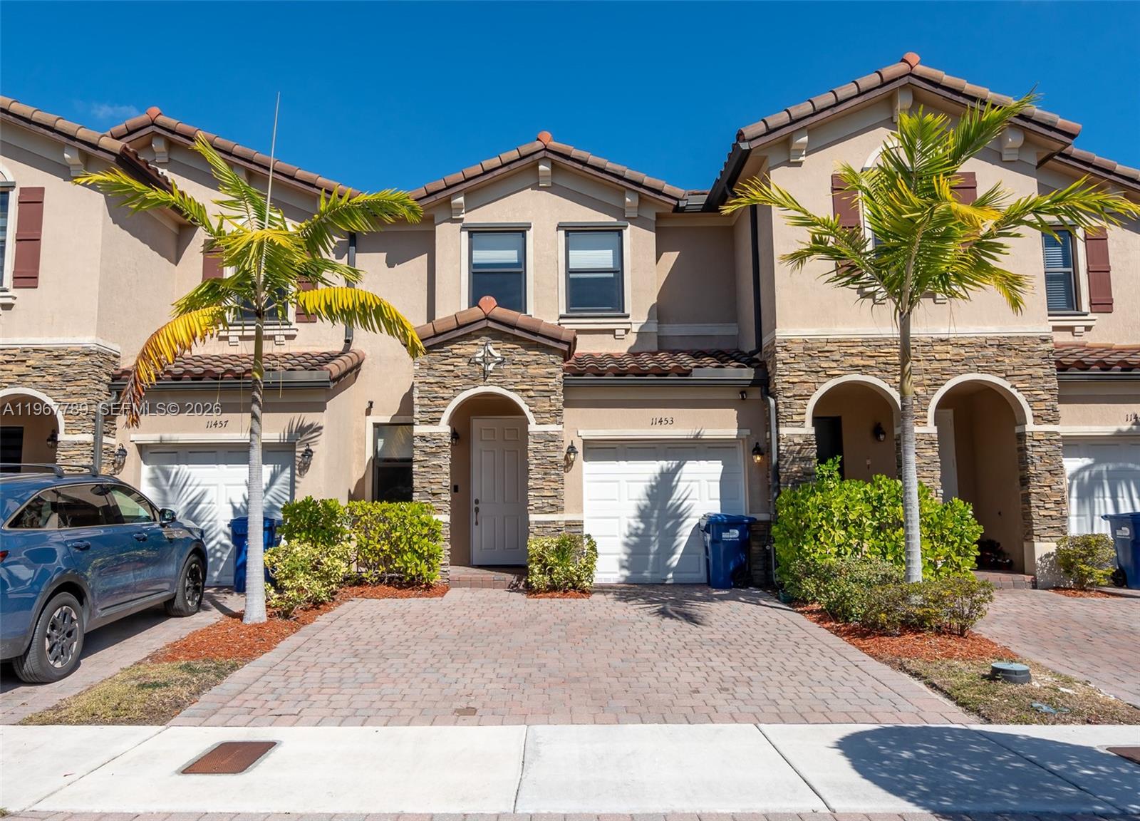 COCO PALM ESTATES - Residential