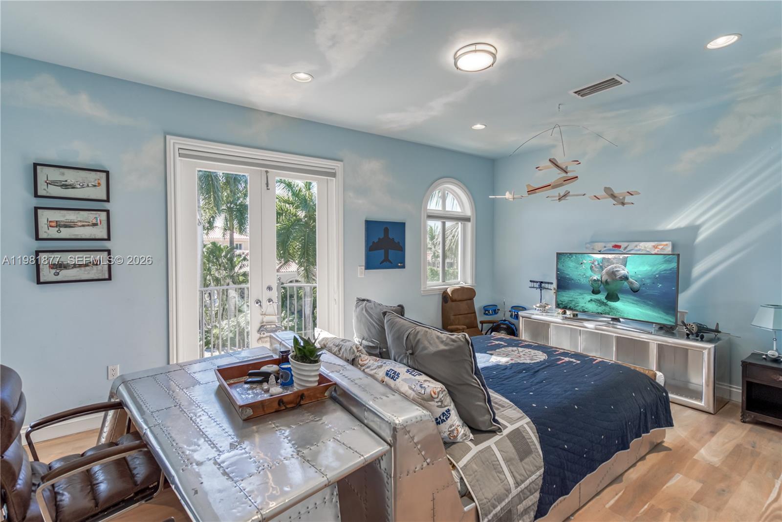 DEERING BAY ESTATES - Residential