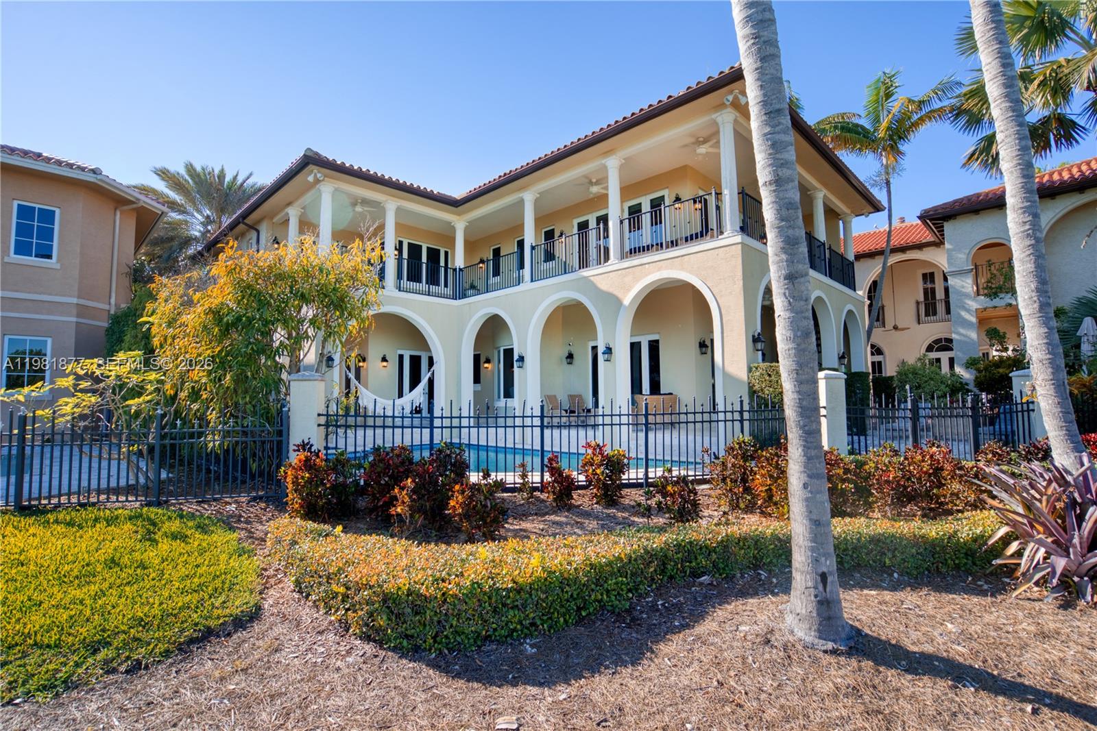 DEERING BAY ESTATES - Residential