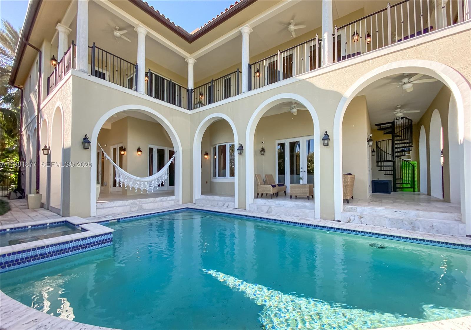 DEERING BAY ESTATES - Residential