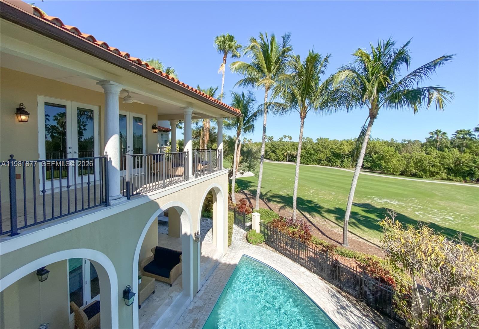 DEERING BAY ESTATES - Residential