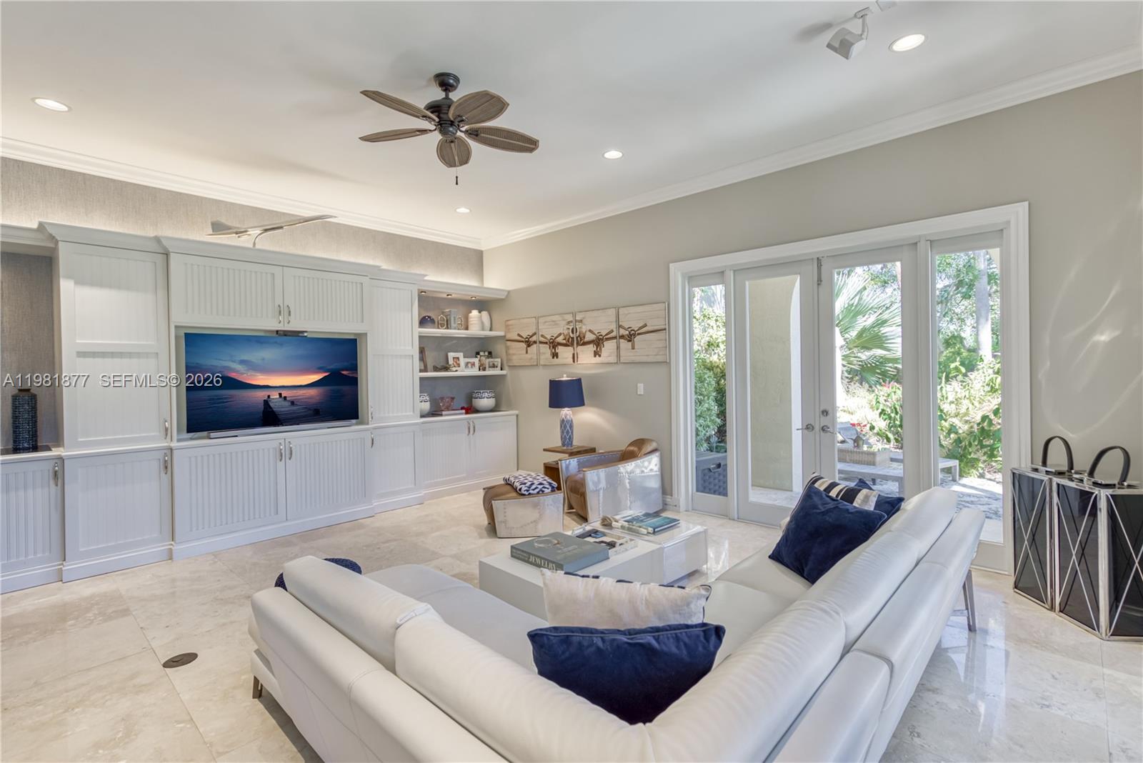 DEERING BAY ESTATES - Residential