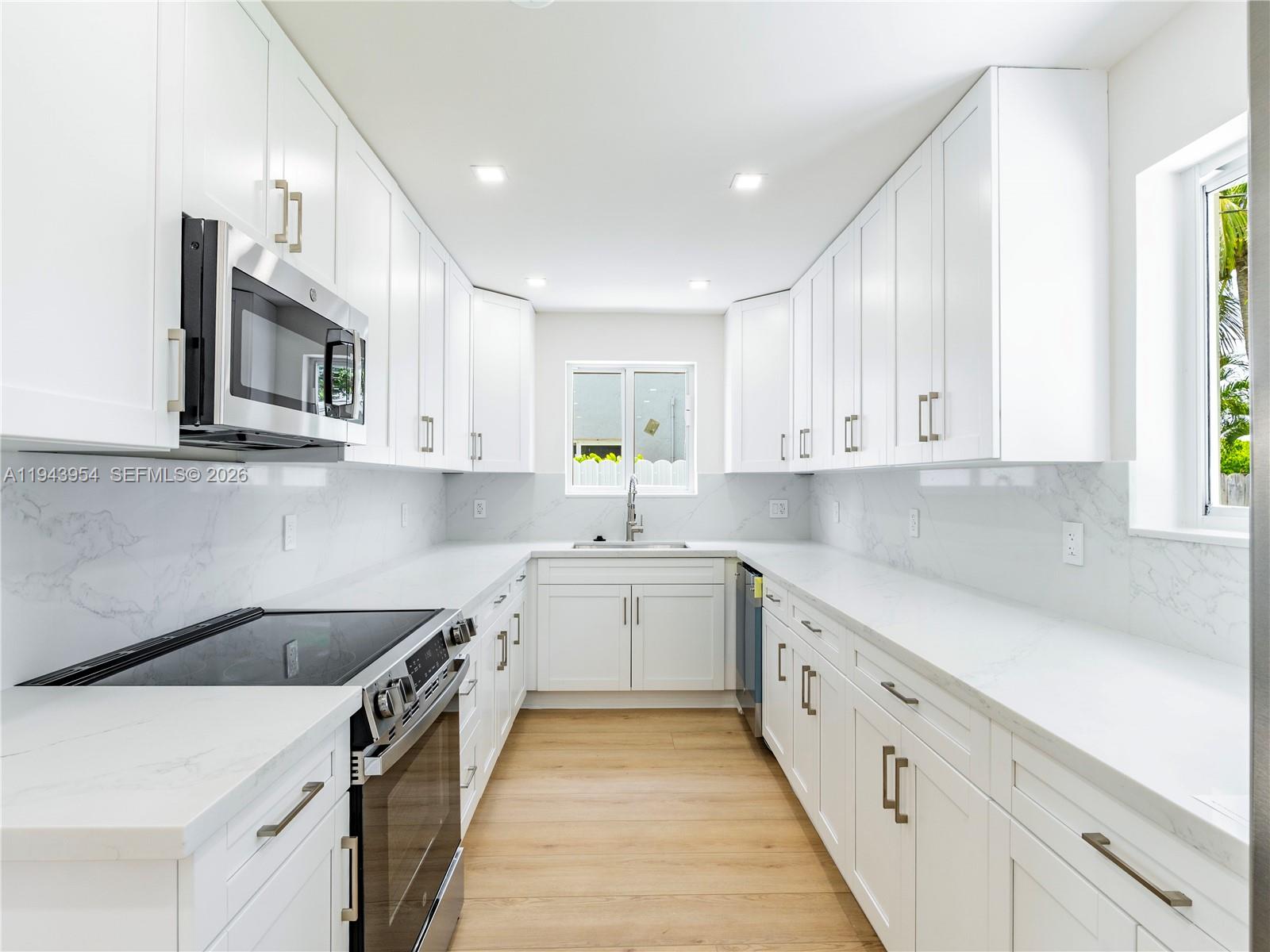 DANIA HEIGHTS ADD - Residential