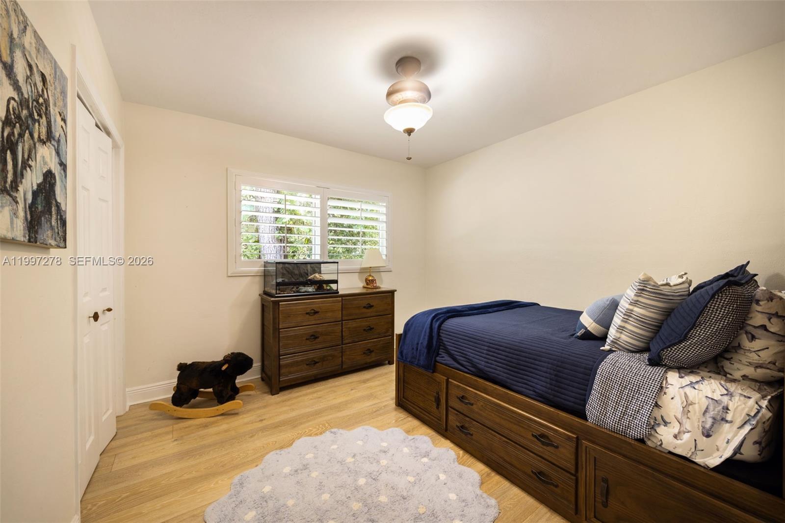 PARIS MANOR EAST - Residential