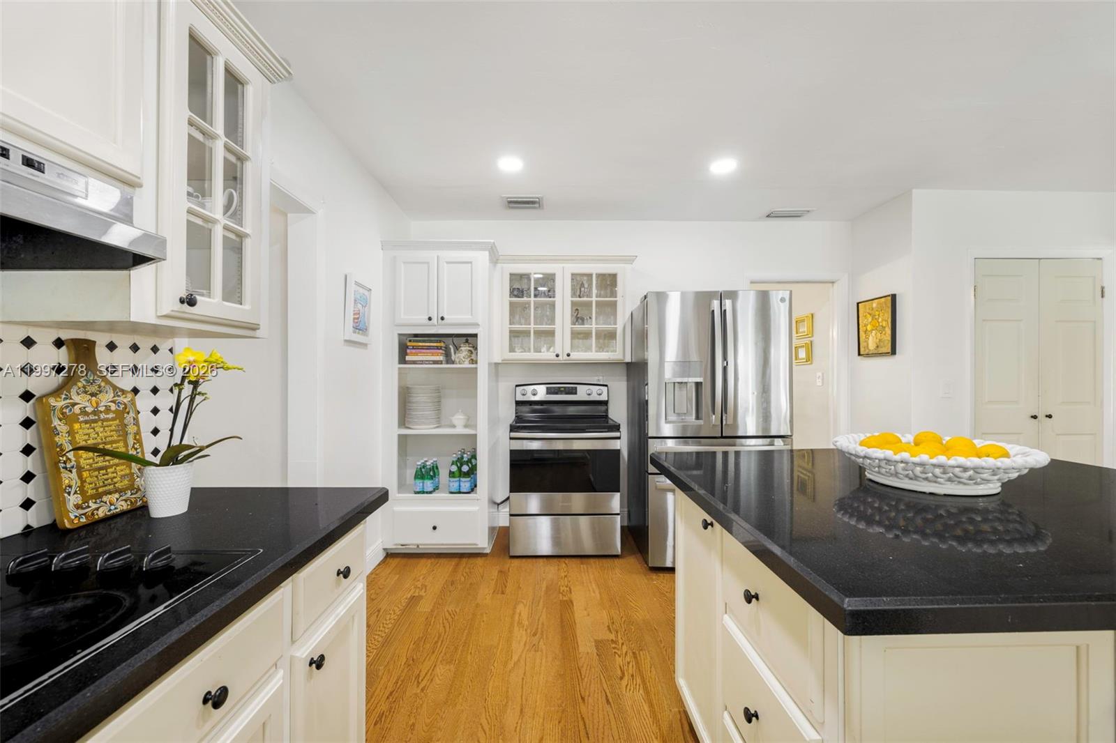 PARIS MANOR EAST - Residential